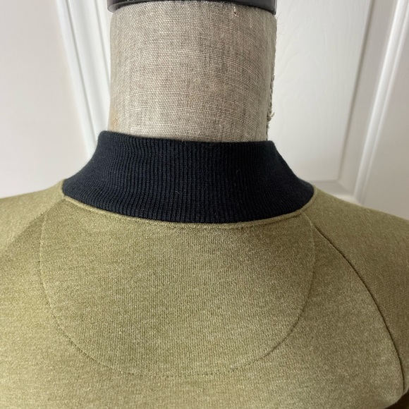 Vici Boss Babe Green Long Sleeve Crewneck Full Zip Jacket Size Small - Picture 10 of 11